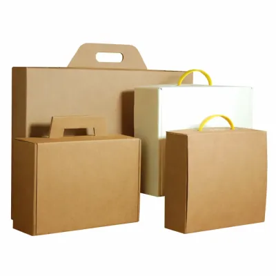 Scatole con Manico in Cartone