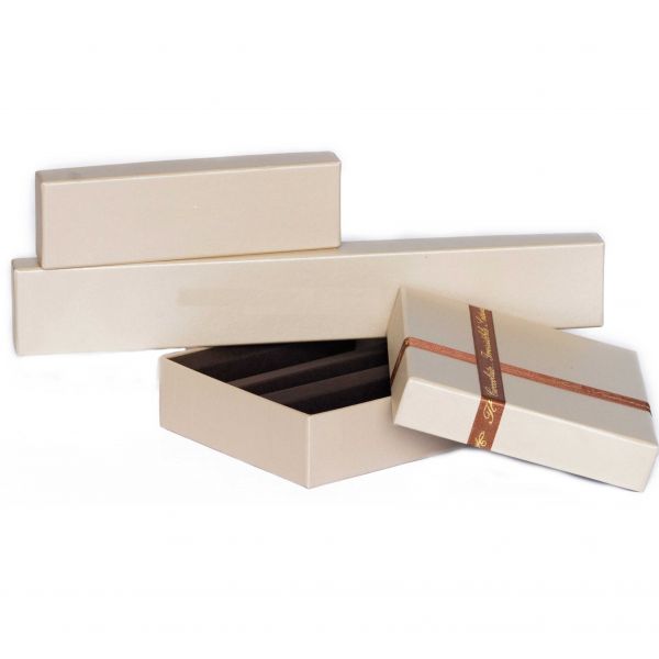 Scatola regalo in cartoncino per cioccolatini, Scatole fasciate rigide